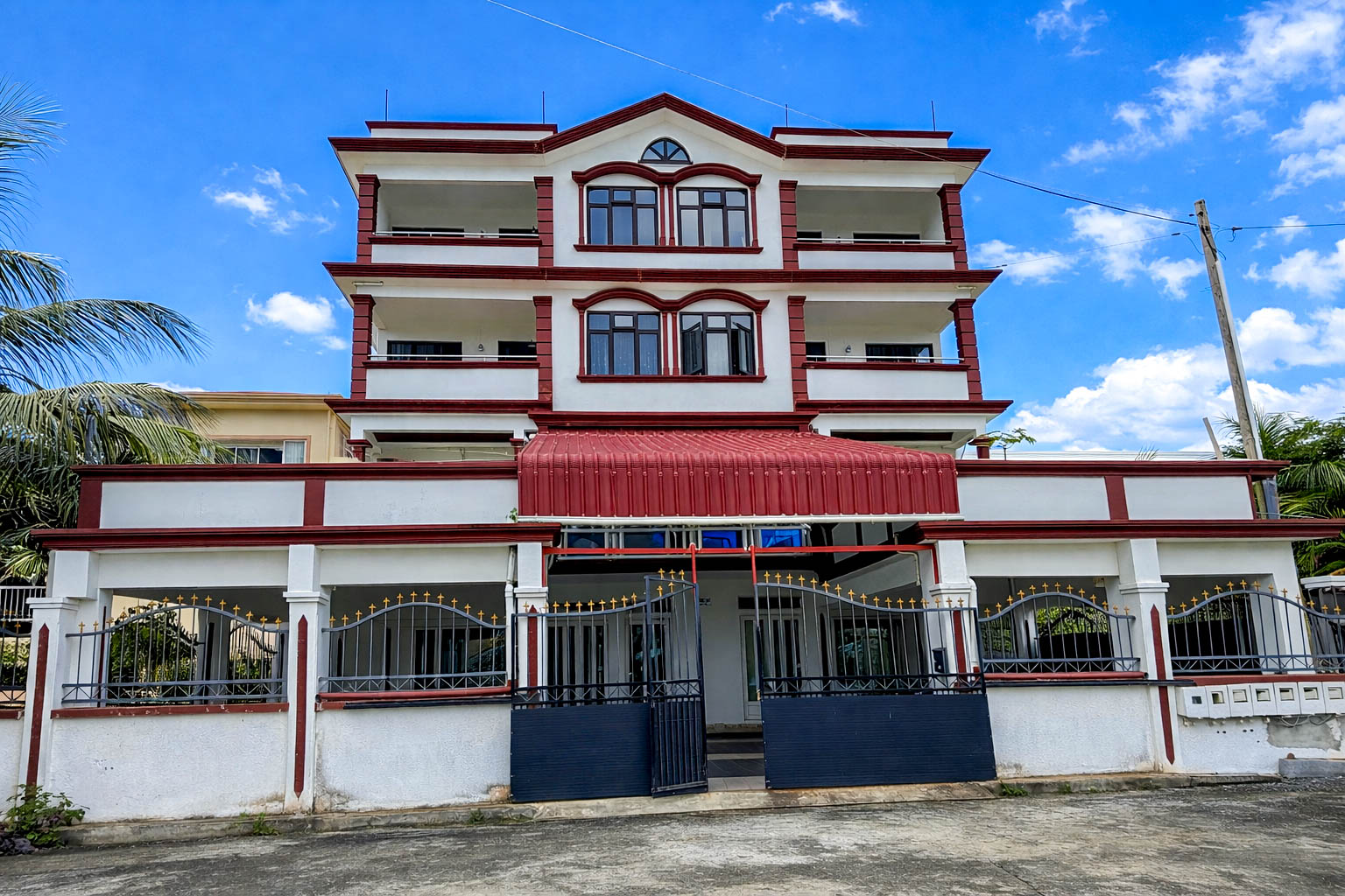 FOR RENT – 2-BEDROOM APARTMENT - TROU AUX BICHES