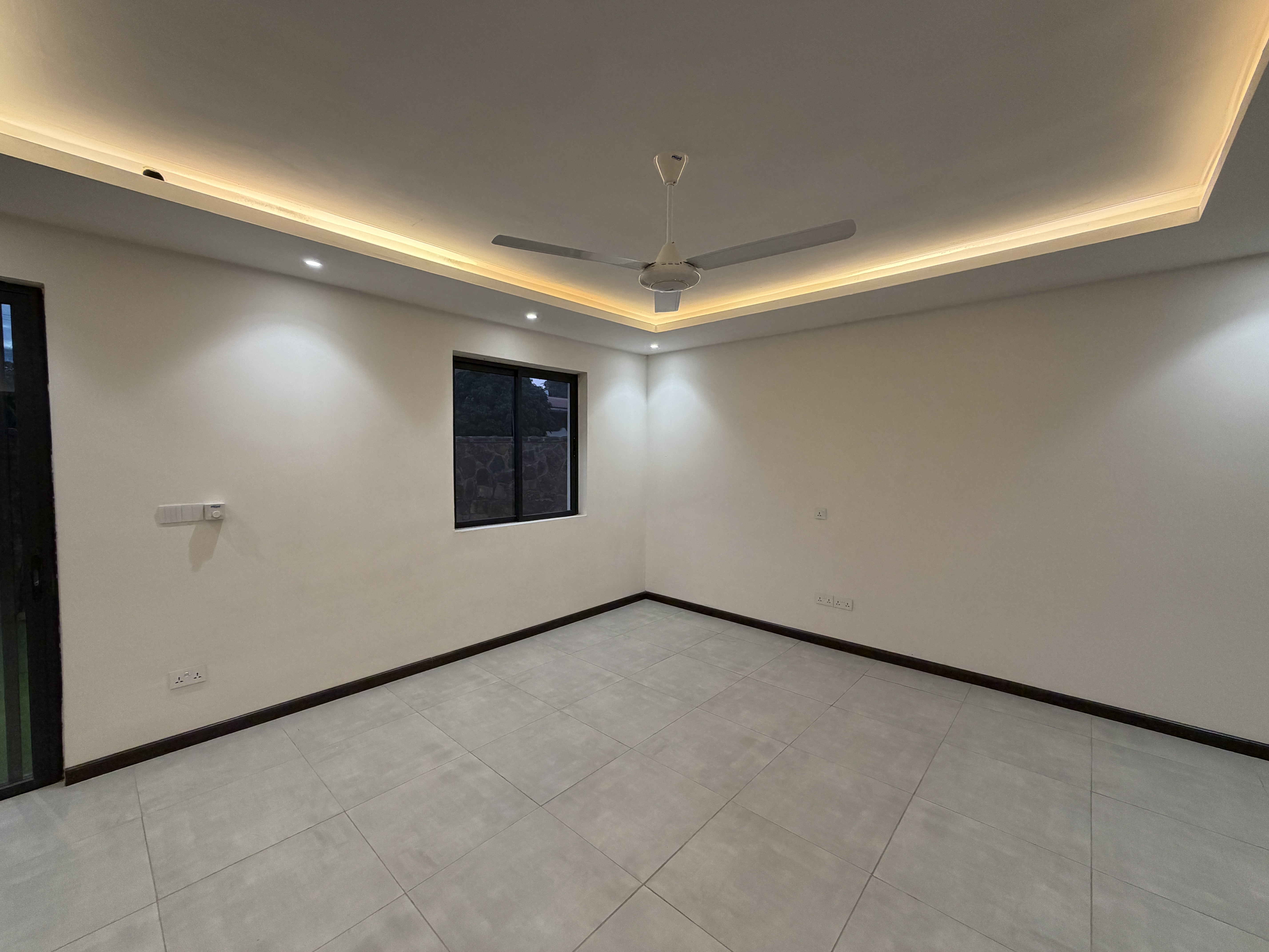 FOR SALE | BRAND NEW 4-BEDROOM HOUSE | 5 MIN WALK TO BALFOUR GARDEN | BEAU BASSIN 3