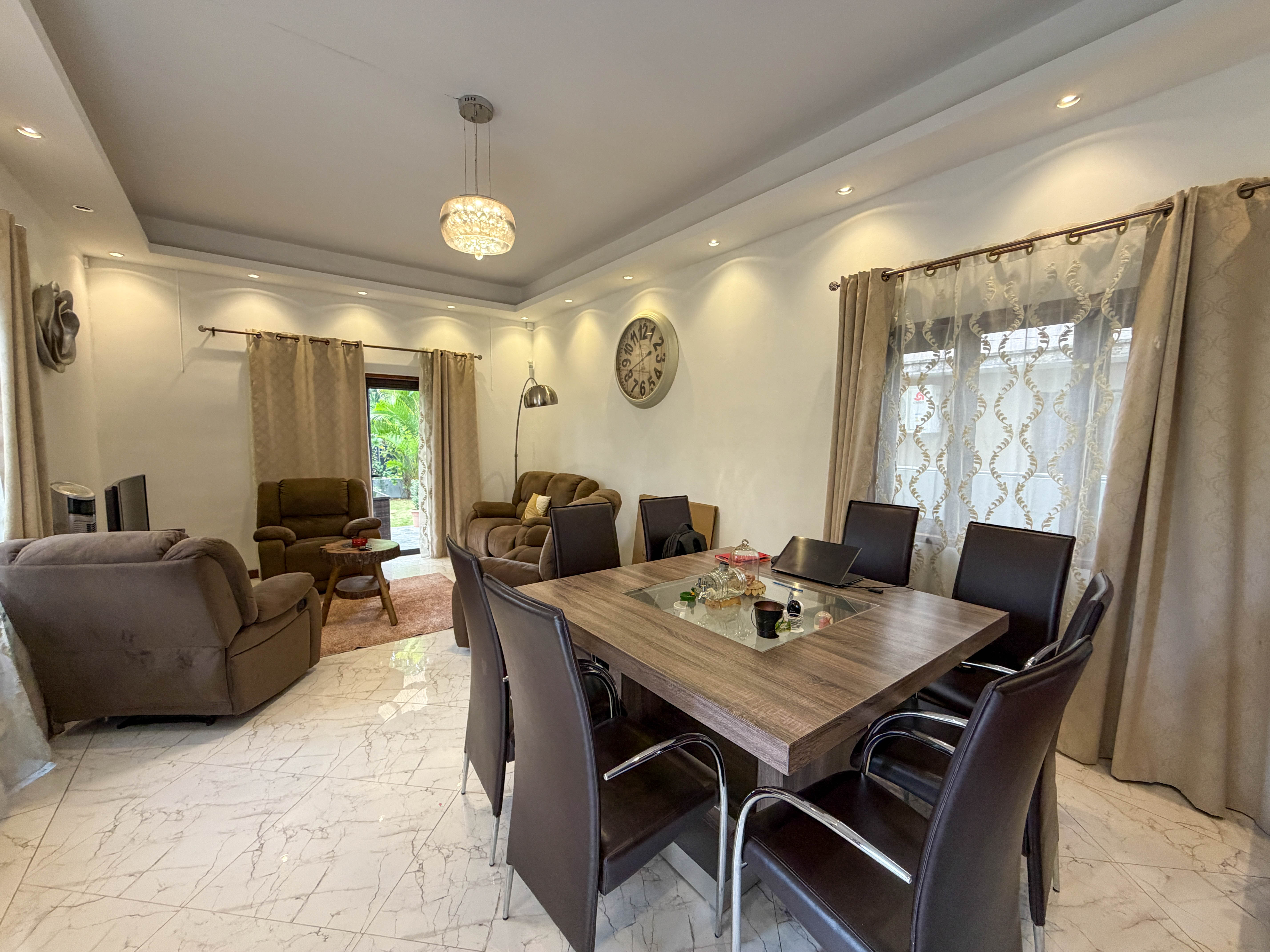 FOR RENT | 3-BEDROOM GROUND-FLOOR APARTMENT WITH PRIVATE GARDEN | MORCELLEMENT LE BOUT DU MONDE, EBÈNE 5