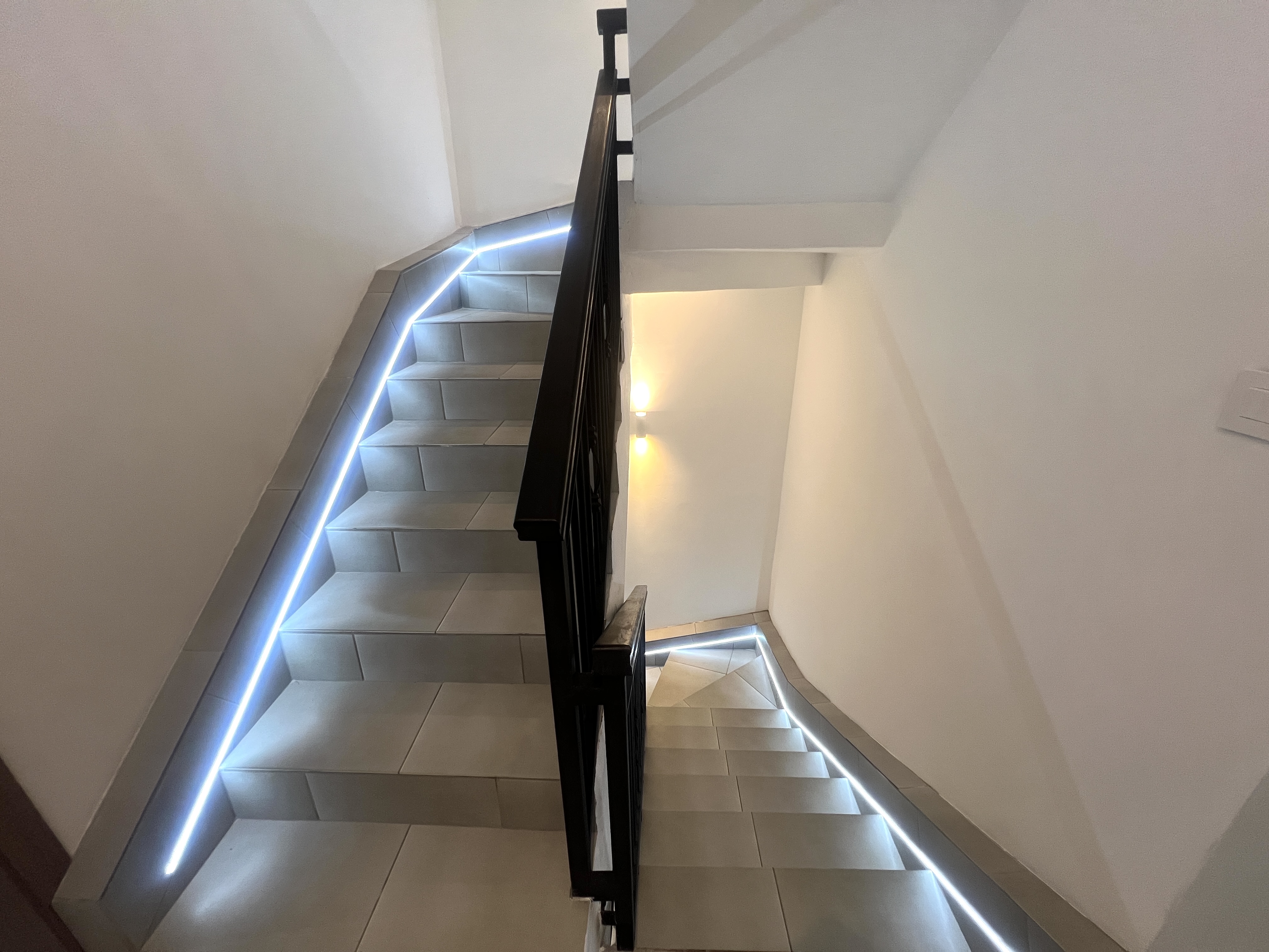 FOR RENT - 3-BEDROOM DUPLEX - GRAND BAY 5