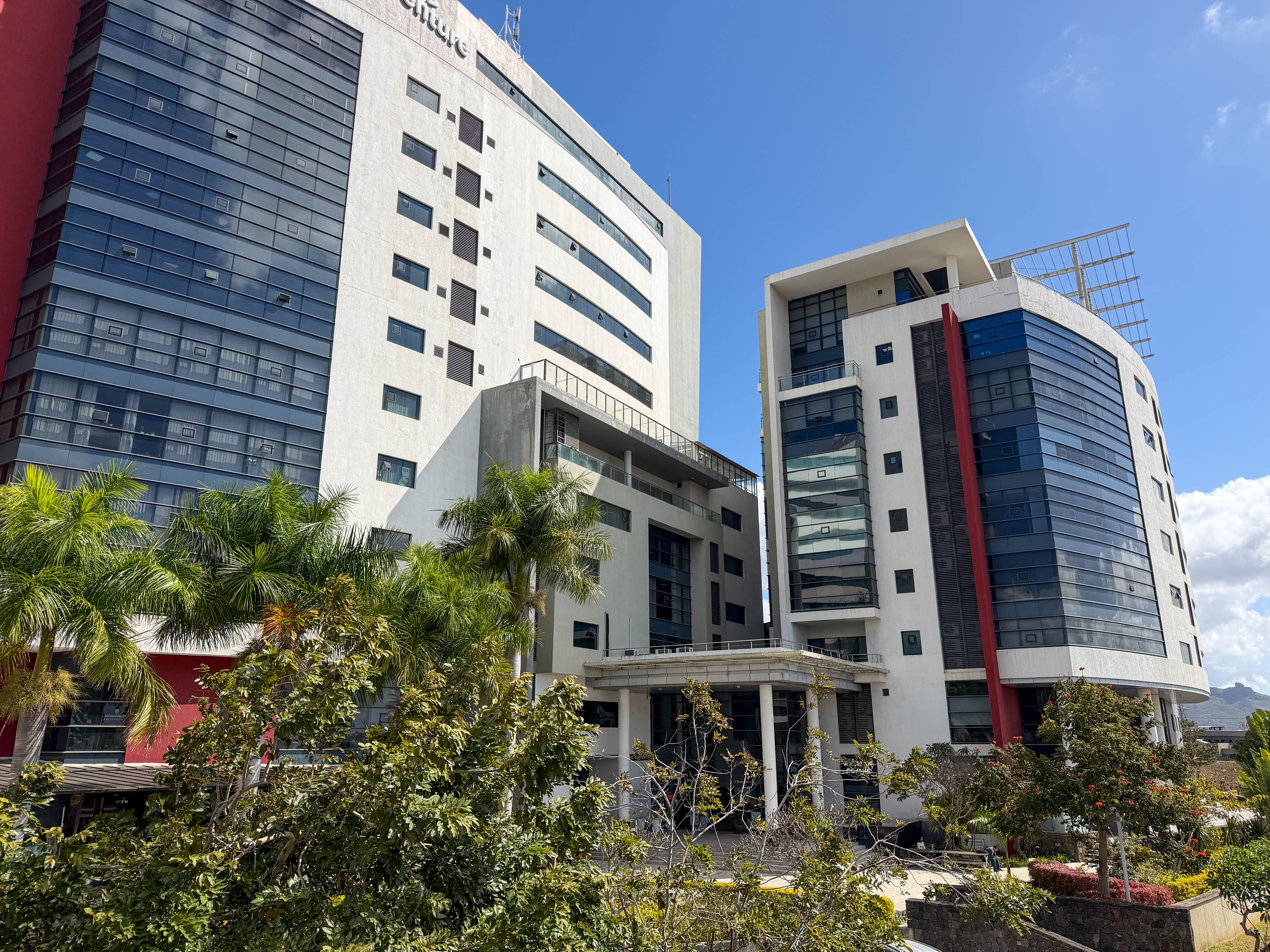 430 SQM OFFICE FOR RENT, NEXTERACOM TOWER 3, EBÈNE CYBERCITY