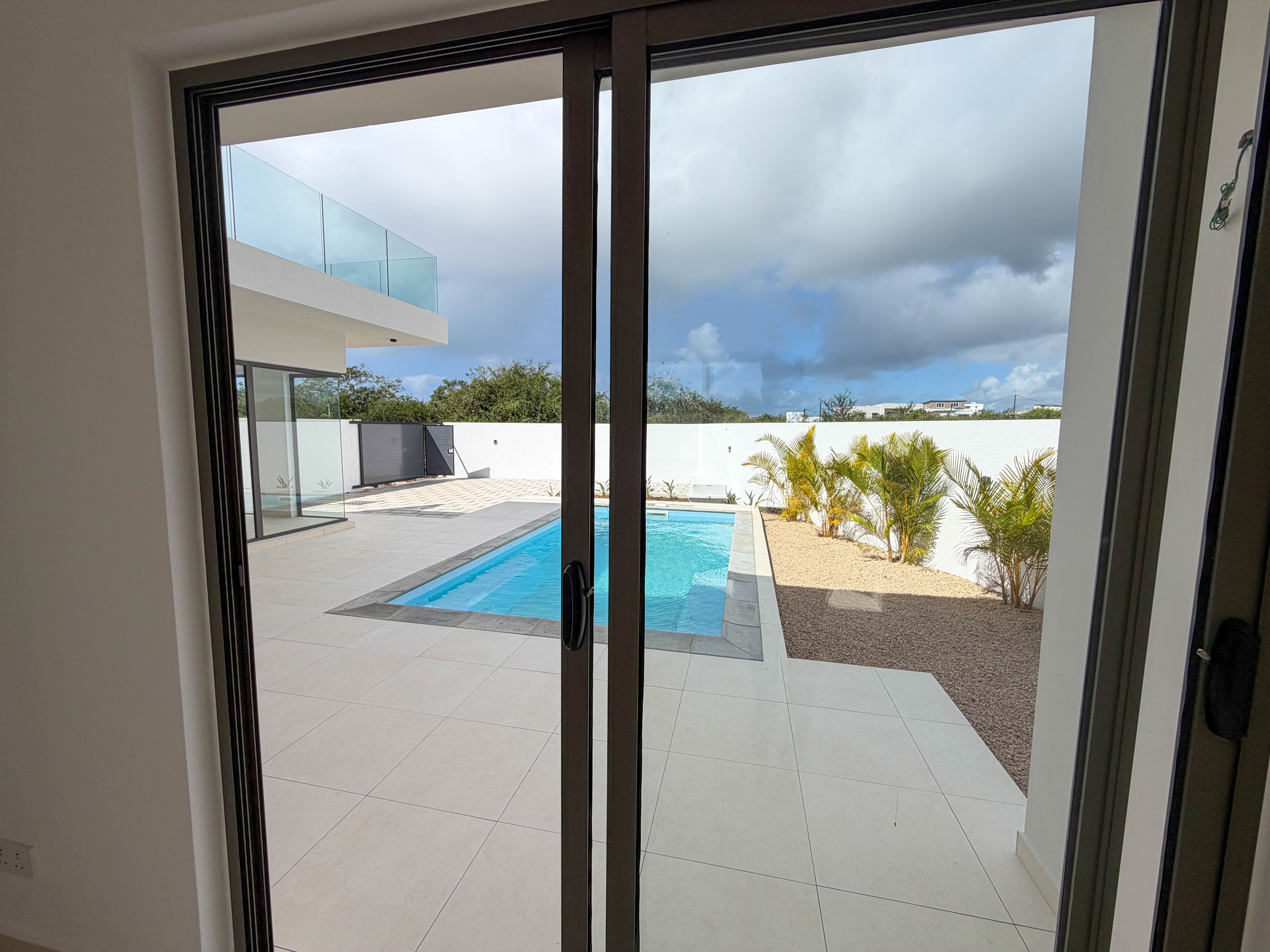 7 NEW VILLAS WITH SHARP, MODERN ARCHITECTURE, ONE ALREADY MOVE IN READY, CAP MALHEUREUX 4
