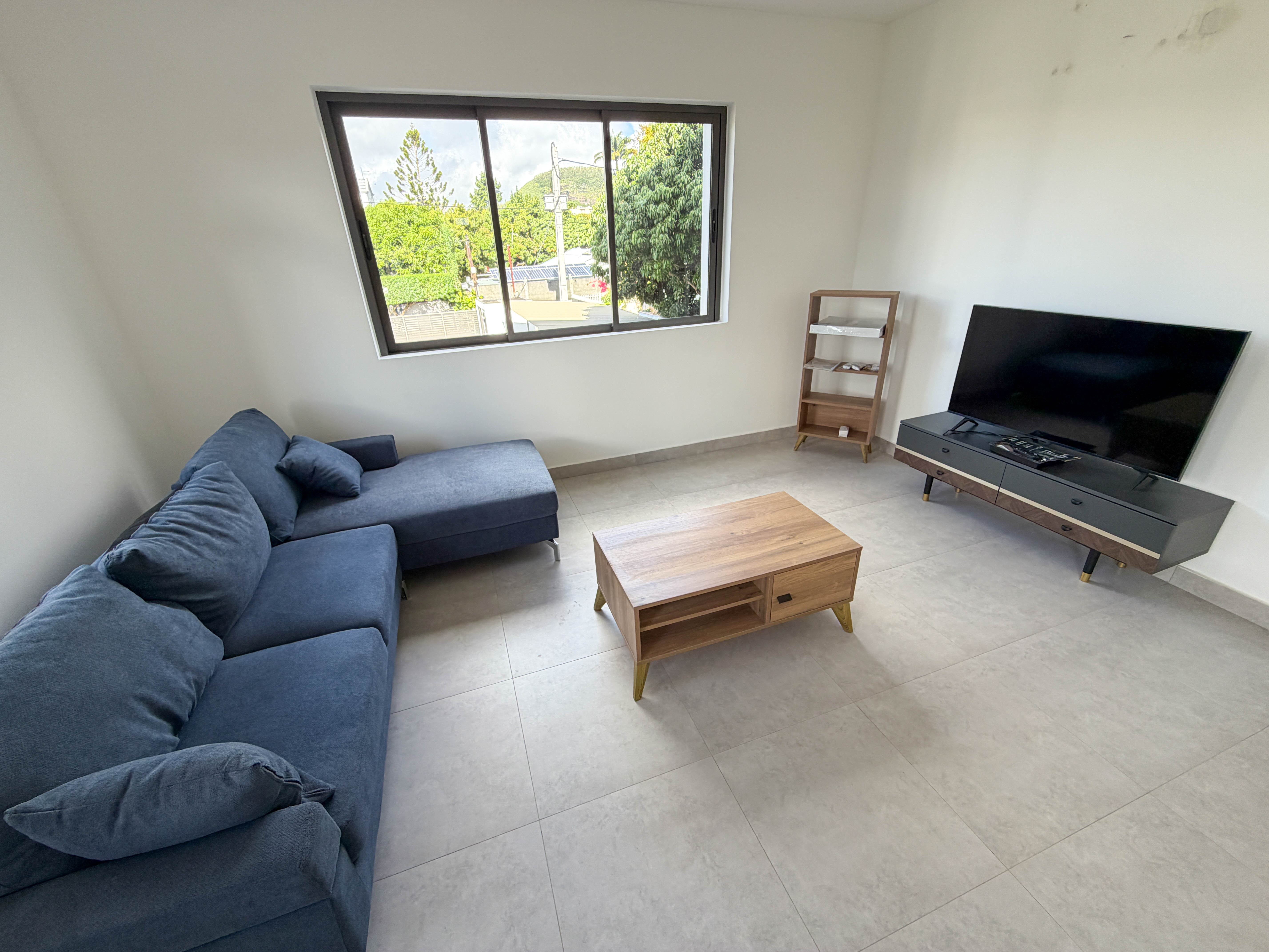 À VENDRE | APPARTEMENT DE 3 CHAMBRES | RÉSIDENCE VILLE DES FLEURS | VIEUX QUATRE-BORNES 3