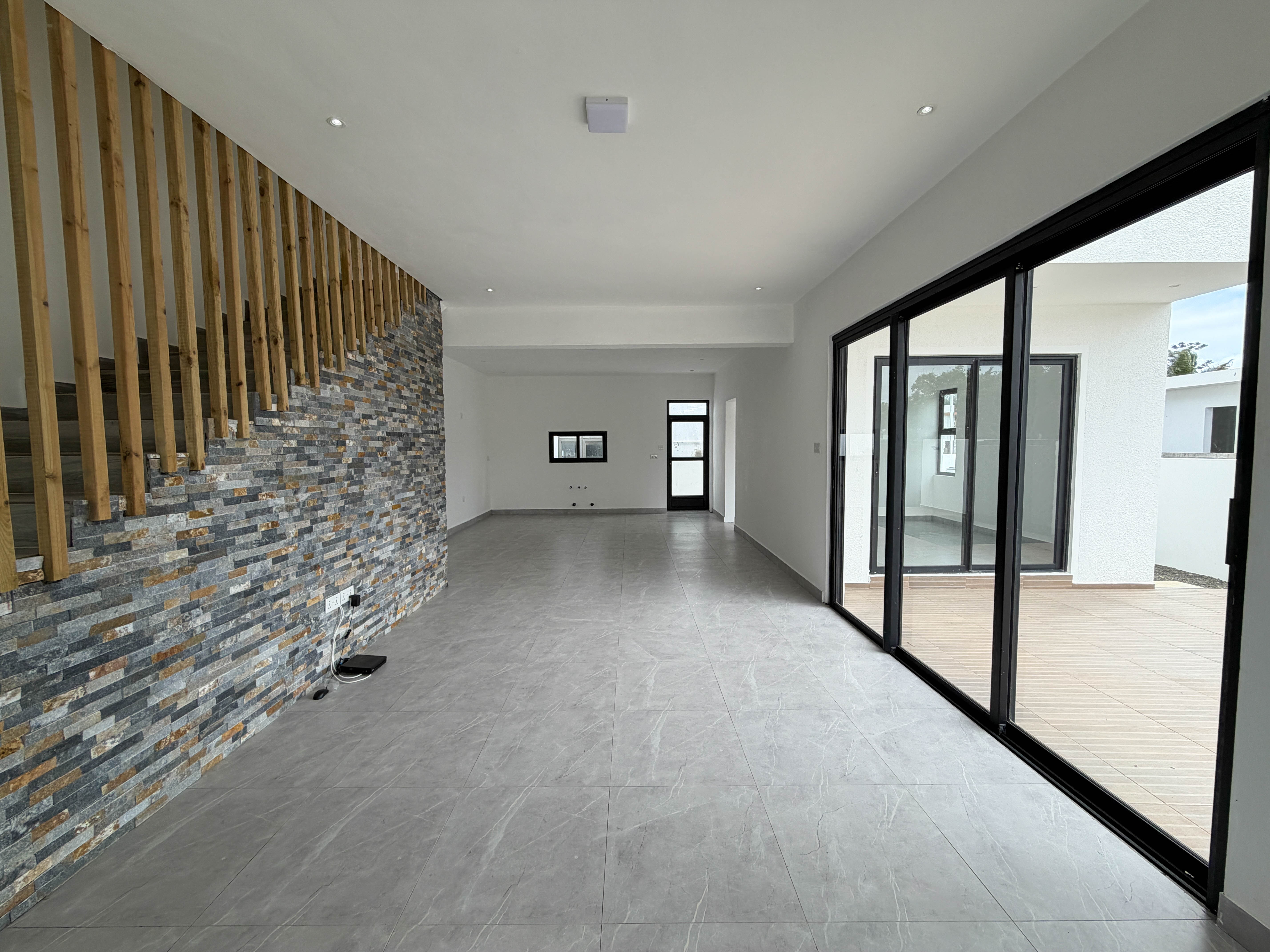 PRIVATE VILLA WITH POOL | TROU AUX BICHES | NOT FAR FROM ONE OF THE BEST BEACHES IN MAURITIUS | RS 9.5M (UNFURNISHED) 3